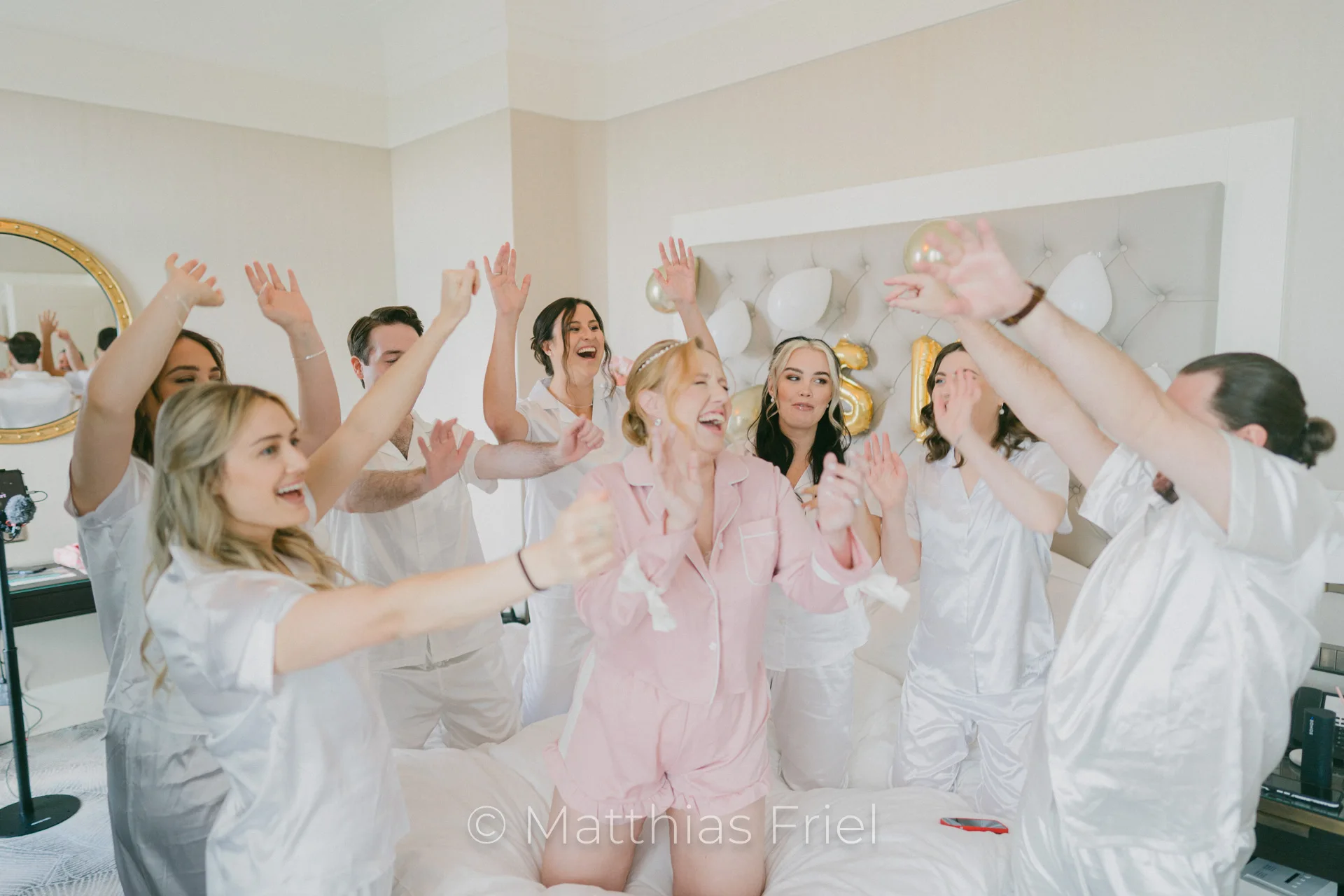 Bridesmaids celebrating during getting ready at Grandhotel Petersberg
