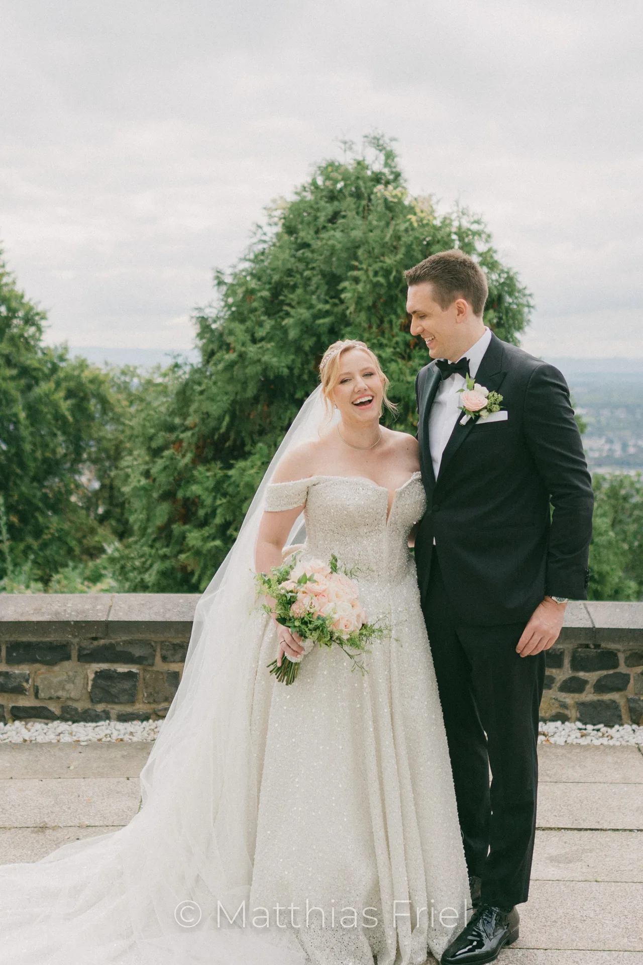 Wedding couple on the terrace of Grandhotel Petersberg near Bonn